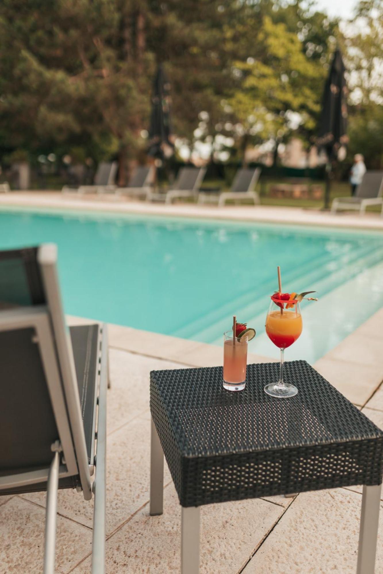 Le Dracy Hotel Et Spa ภายนอก รูปภาพ